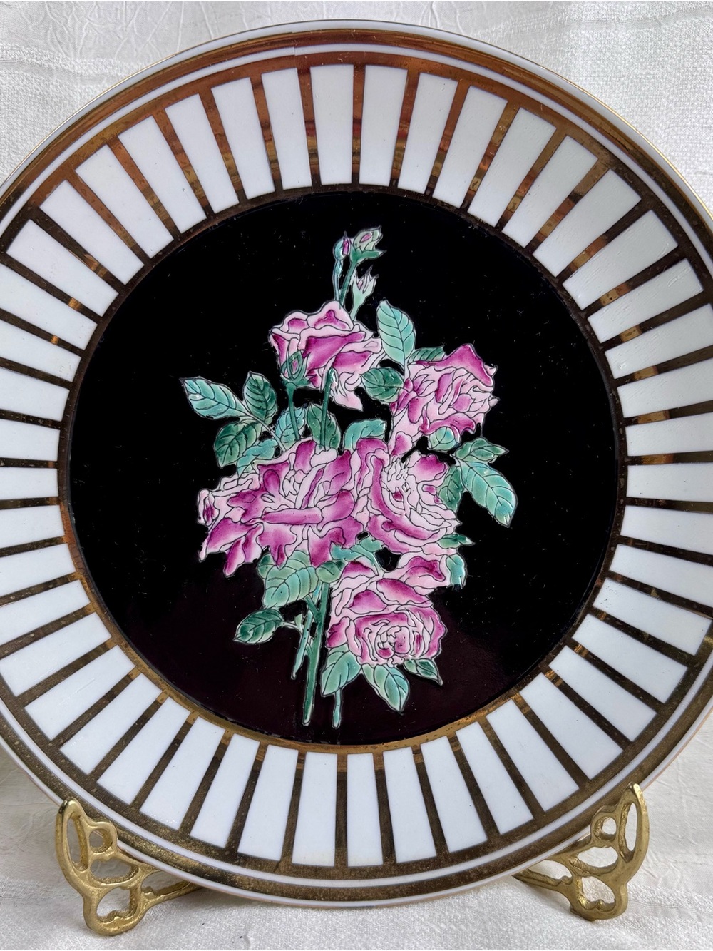 Vintage Original Art Deco Toyo Nippon Japan Black with Pink Roses  10” Plate